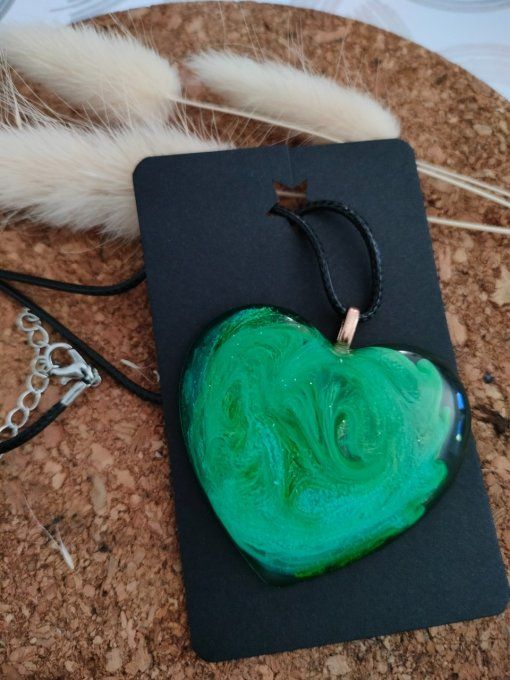 Collier coeur vert (2).