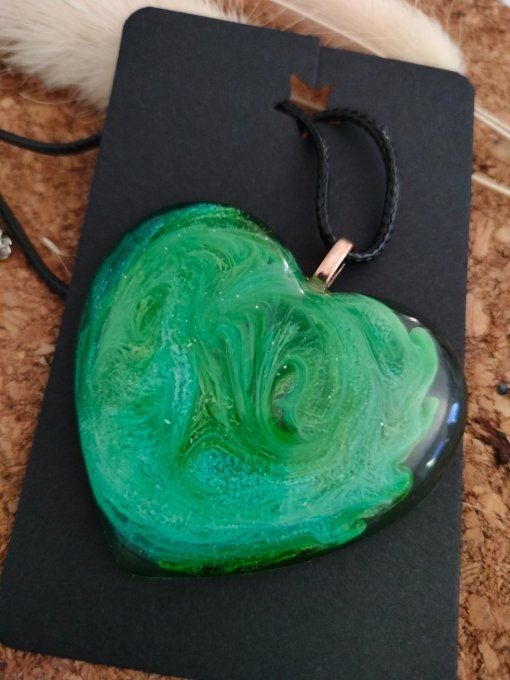 Collier coeur vert (2).