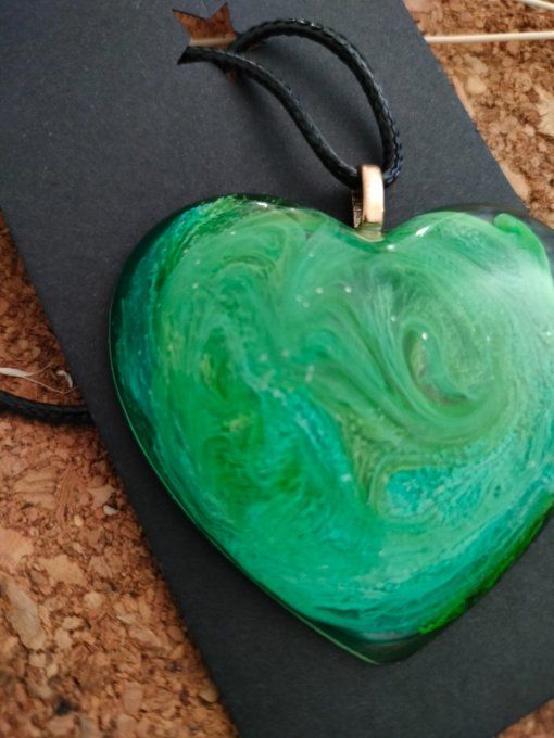 Collier coeur vert (2).