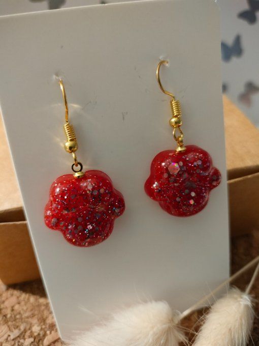 Boucles d'oreilles rouges (brillantes)